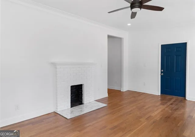 Photo 4 of Single family home for sale at 845 Metropolitan Pkwy SW, Atlanta, GA 30310 | MLS# 10842715 | Listing updated on 2026-09-10
