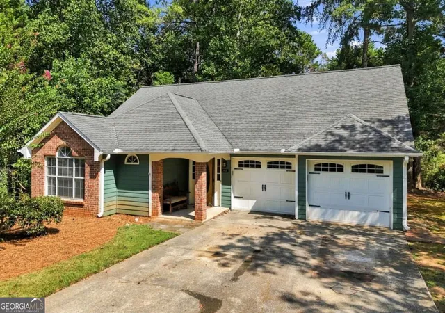 Photo 1 of Single family home for sale at 410 Rose Crk Pl, Woodstock, GA 30189 | MLS# 10851280 | Listing updated on 2026-10-07