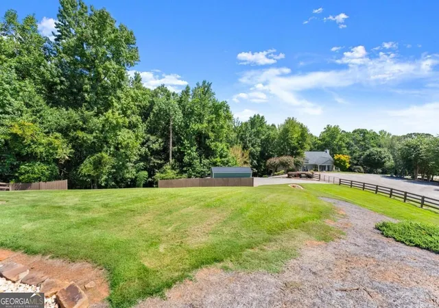 Photo 4 of Land for sale at 3173 Alenes Dr, Gainesville, GA 30506 | MLS# 10841152 | Listing updated on 2026-10-31