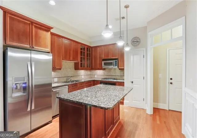 Photo 2 of Condo for sale at 11 Perimeter Ctr E #1306, Atlanta, GA 30346 | MLS# 10829327 | Listing updated on 2026-09-23
