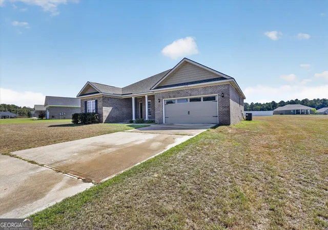 Photo 3 of Single family home for sale at 509 Winter Way, Statesboro, GA 30458 | MLS# 10837328 | Listing updated on 2026-09-19