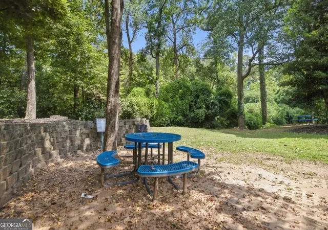 Listing Photo 2 - Condo for sale in building located at 1635 Briarcliff Rd Ne, Atlanta, GA 30306 - Unit #4