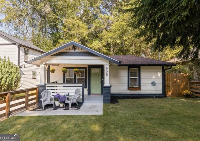 Photo 1 of Single family home for sale at 655 S Grand Ave Nw, Atlanta, GA 30318 | MLS# 10847978 | Listing updated on 2026-10-01
