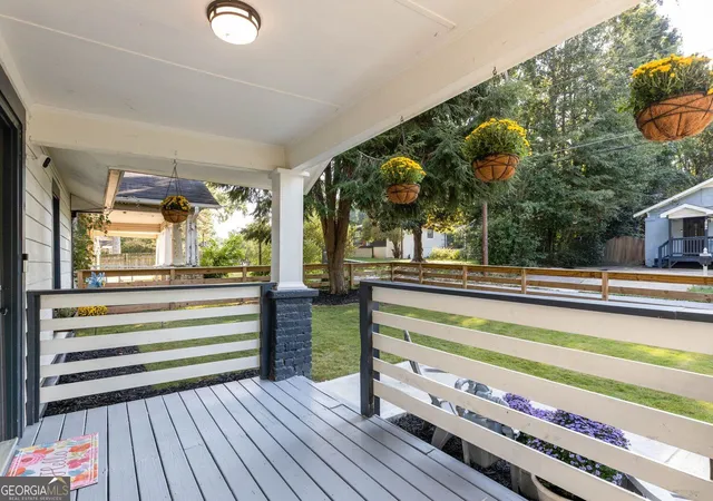 Photo 3 of Single family home for sale at 655 S Grand Ave Nw, Atlanta, GA 30318 | MLS# 10847978 | Listing updated on 2026-10-01