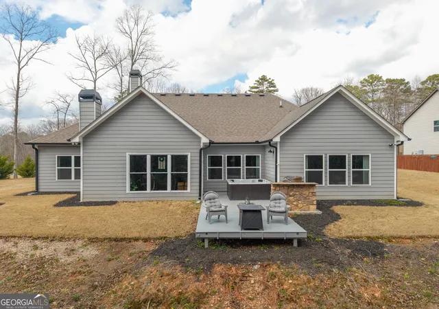 Photo 3 of Single family home for sale at 72 Highland Pointe Dr, Ellijay, GA 30536 | MLS# 10852452 | Listing updated on 2026-10-08