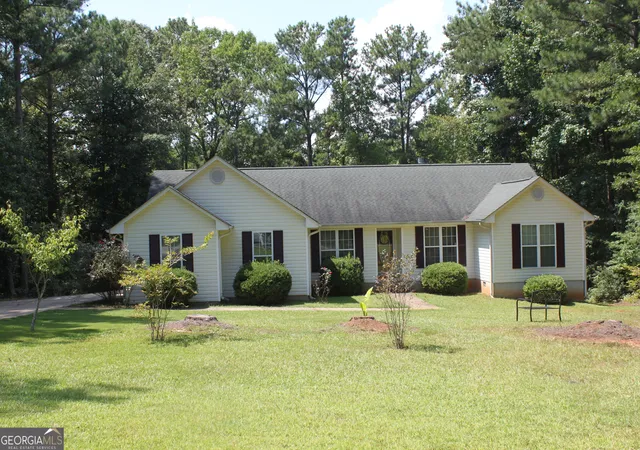 Single family home for sale at 367 Pine Knoll Dr, Warm Springs, GA 31830 | MLS# 10838532