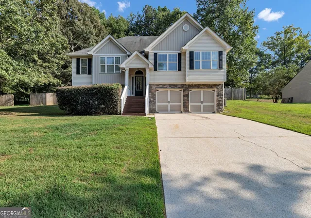 Photo 1 of Single family home for sale at 242 Elk Dr, Temple, GA 30179 | MLS# 10840612 | Listing updated on 2026-09-18
