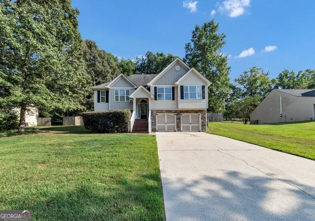 Photo 2 of Single family home for sale at 242 Elk Dr, Temple, GA 30179 | MLS# 10840612 | Listing updated on 2026-09-18