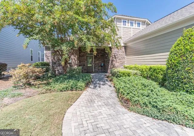Photo 3 of Single family home for sale at 3133 Scarlet Oak Ln, Gainesville, GA 30504 | MLS# 10837858 | Listing updated on 2026-09-23