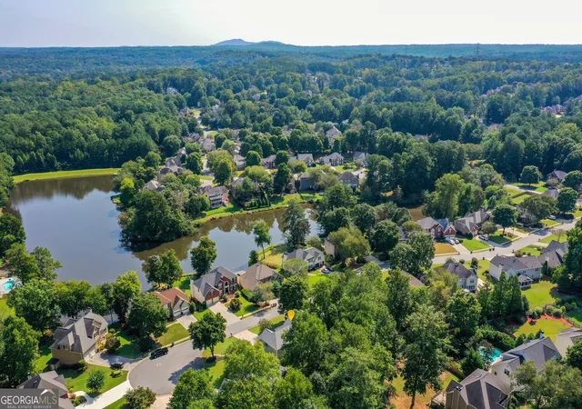 Photo 3 of Single family home for sale at 2429 Camden Lake View NW, Acworth, GA 30101 | MLS# 10850970 | Listing updated on 2026-10-06