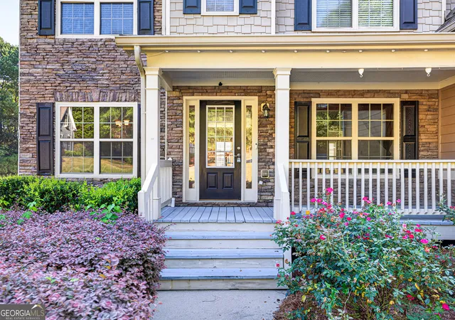 Photo 3 of Single family home for sale at 1664 Maes Overlook, Loganville, GA 30052 | MLS# 10850767 | Listing updated on 2026-10-08