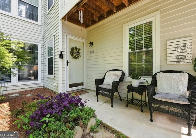 Photo 3 of Condo for sale at 1301 Gettysburg Pl, Sandy Springs, GA 30350 | MLS# 10833494 | Listing updated on 2026-09-19