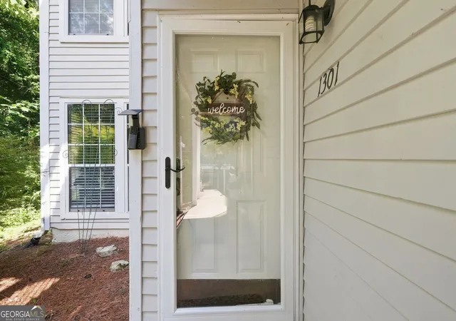 Photo 3 of Condo for sale at 1301 Gettysburg Pl, Sandy Springs, GA 30350 | MLS# 10833494 | Listing updated on 2026-09-19