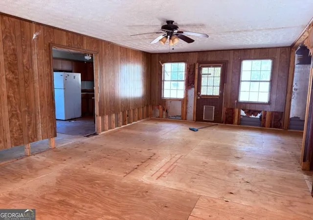 Photo 4 of Single family home for sale at 946 Dogwood Trl, Winder, GA 30680 | MLS# 10879864 | Listing updated on 2026-10-27