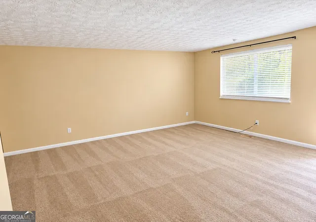 Photo 3 of Single family home for sale at 5104 Rock Glen Dr, Stone Mountain, GA 30088 | MLS# 10847379 | Listing updated on 2026-10-05