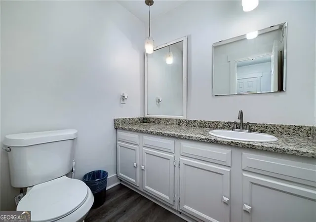 Photo 4 of Condo for sale at 2030 Oak Park Ln, Decatur, GA 30032 | MLS# 10738307 | Listing updated on 2026-09-22