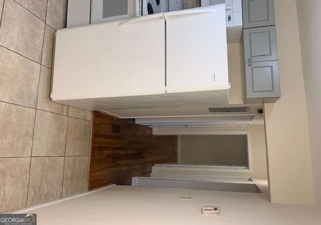 Listing Photo 5 - Condo for sale in building located at 1151 Canal St, Decatur, GA 30032