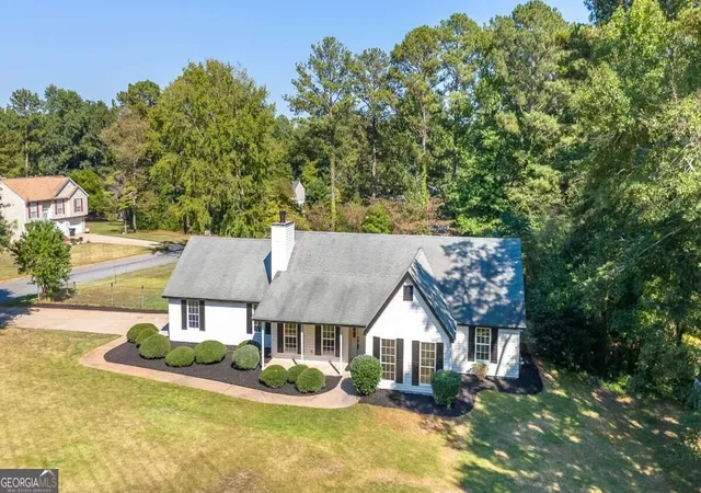 Photo 3 of Sale Pending at 216 Fairview Point, Ellenwood, GA 30294 | MLS# 10849755 | Listing updated on 2026-09-29