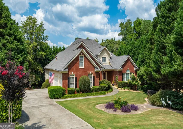 Photo 2 of Single family home for sale at 2768 Clearwater Springs Dr, Buford, GA 30519 | MLS# 10840973 | Listing updated on 2026-09-19