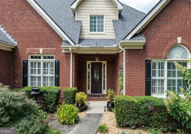 Photo 3 of Single family home for sale at 2768 Clearwater Springs Dr, Buford, GA 30519 | MLS# 10840973 | Listing updated on 2026-09-19