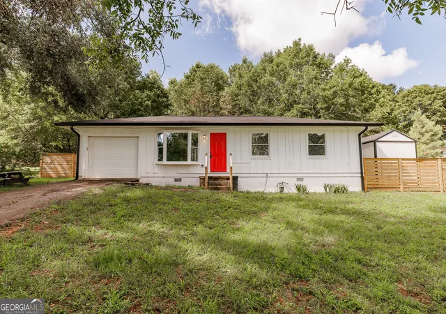 Photo 1 of Single family home for sale at 348 Alberta Dr, Colbert, GA 30628 | MLS# 10851098 | Listing updated on 2026-10-06
