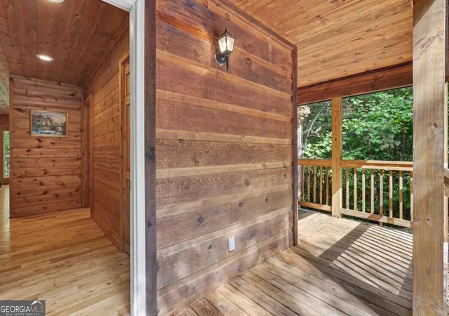 Photo 3 of Single family home for sale at 482 High St, Young Harris, GA 30582 | MLS# 10837150 | Listing updated on 2026-09-07
