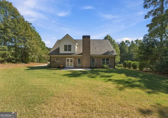 Photo 3 of Single family home for sale at 3142 Whitlow Crk Dr, Bishop, GA 30621 | MLS# 10794813 | Listing updated on 2026-10-29