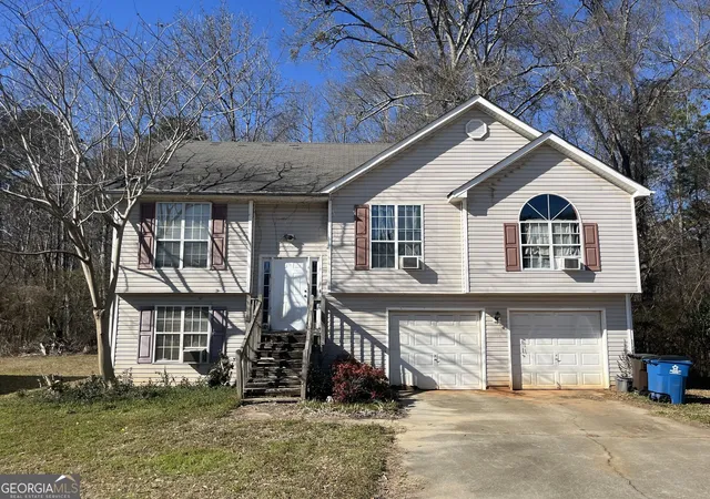 Photo 1 of Sale Pending at 7061 Regency Ln, Mcdonough, GA 30253 | MLS# 10838433 | Listing updated on 2026-09-14