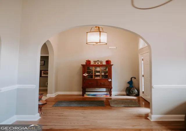 Photo 2 of Single family home for sale at 136 King Richard Dr, Griffin, GA 30223 | MLS# 10840485 | Listing updated on 2026-09-14