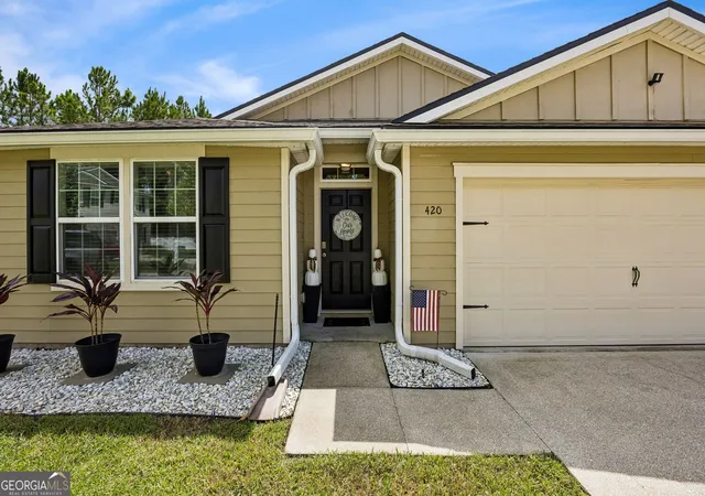 Photo 4 of Single family home for sale at 420 Cedar Breeze Dr, Kingsland, GA 31548 | MLS# 10843530 | Listing updated on 2026-09-28