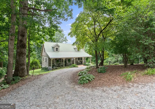 Photo 4 of Single family home for sale at 481 Leona Ln, Cleveland, GA 30528 | MLS# 10850977 | Listing updated on 2026-10-06