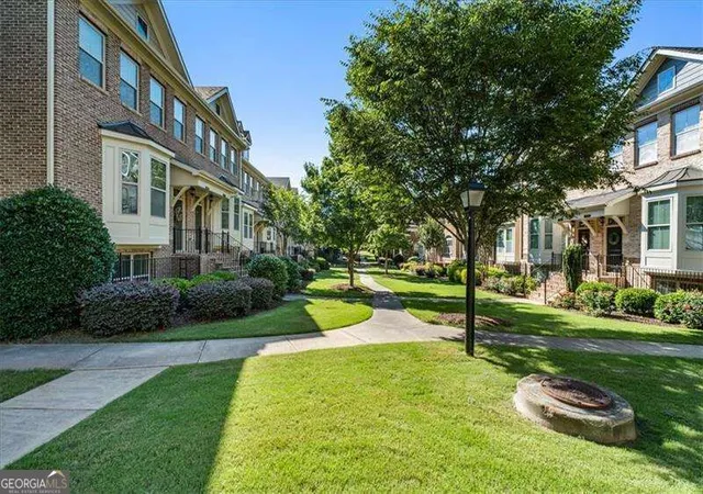 Photo 2 of Townhouse for sale at 7990 Willoughby Ct, Alpharetta, GA 30005 | MLS# 10841618 | Listing updated on 2026-09-08