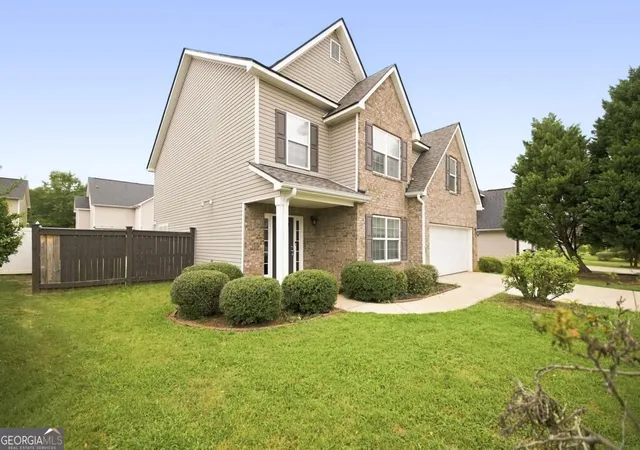 Photo 1 of Single family home for sale at 105 Dane Ter, Warner Robins, GA 31088 | MLS# 10841411 | Listing updated on 2026-09-21