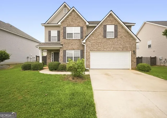 Photo 2 of Single family home for sale at 105 Dane Ter, Warner Robins, GA 31088 | MLS# 10841411 | Listing updated on 2026-09-21
