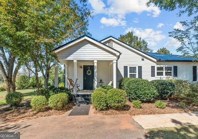 Photo 2 of House for sale at 3131 Greensboro Hwy, Watkinsville, GA 30677 | MLS# 10878763 | Listing updated on 2026-10-29
