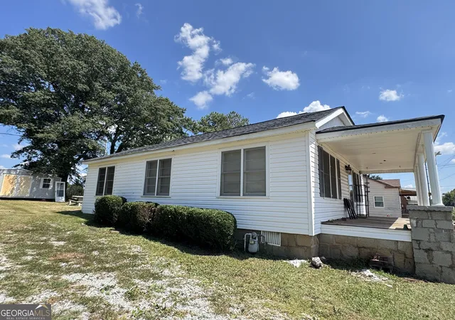 Photo 2 of Single family home for sale at 63 Clairmont Ave, Elberton, GA 30635 | MLS# 10836605 | Listing updated on 2026-09-18