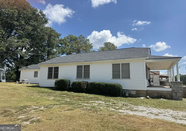 Photo 3 of Single family home for sale at 63 Clairmont Ave, Elberton, GA 30635 | MLS# 10836605 | Listing updated on 2026-09-18