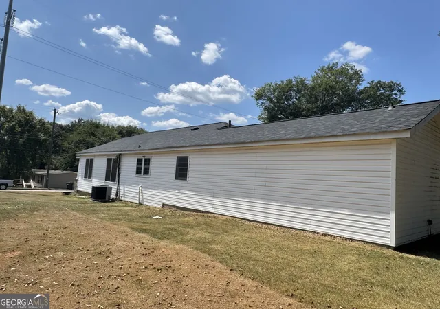 Photo 4 of Single family home for sale at 63 Clairmont Ave, Elberton, GA 30635 | MLS# 10836605 | Listing updated on 2026-09-18