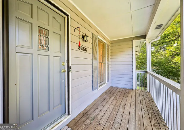 Photo 2 of Single family home for sale at 3256 Village Glen Trl, Snellville, GA 30039 | MLS# 10850881 | Listing updated on 2026-10-06