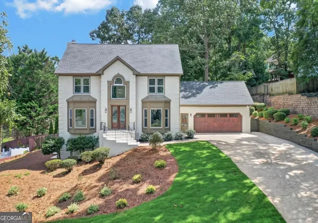 Photo 1 of Single family home for sale at 760 Bedford Oaks Dr, Marietta, GA 30068 | MLS# 10844551 | Listing updated on 2026-09-17