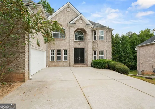 Photo 2 of Single family home for sale at 5691 Boreal Way SW, Atlanta, GA 30331 | MLS# 10844587 | Listing updated on 2026-09-11