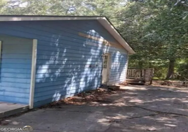 Photo 2 of Sale Pending at 115 Hubbard Dr, Gordon, GA 31031 | MLS# 10853430 | Listing updated on 2026-10-08
