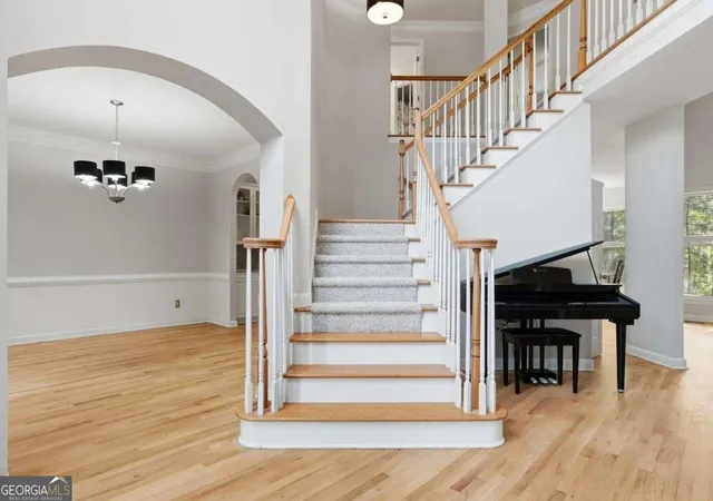 Photo 4 of Single family home for sale at 115 Redleaf Ct, Alpharetta, GA 30005 | MLS# 10850148 | Listing updated on 2026-10-05