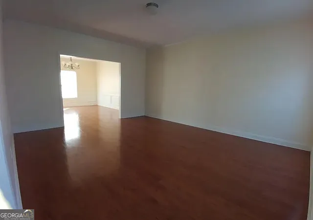 Photo 2 of Single family home for sale at 811 Hennepin, Mcdonough, GA 30253 | MLS# 10838630 | Listing updated on 2026-10-04