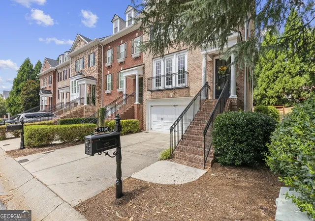 Photo 2 of Townhouse for sale at 5100 Waters Edge Trl, Roswell, GA 30075 | MLS# 10838916 | Listing updated on 2026-09-17