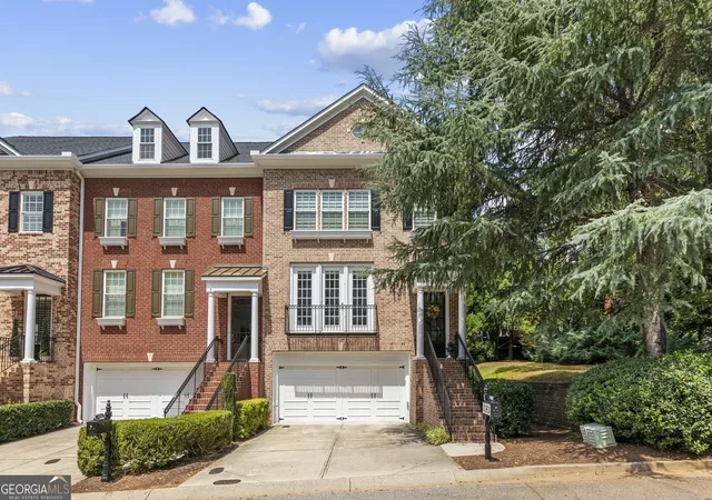 Photo 3 of Townhouse for sale at 5100 Waters Edge Trl, Roswell, GA 30075 | MLS# 10838916 | Listing updated on 2026-09-17