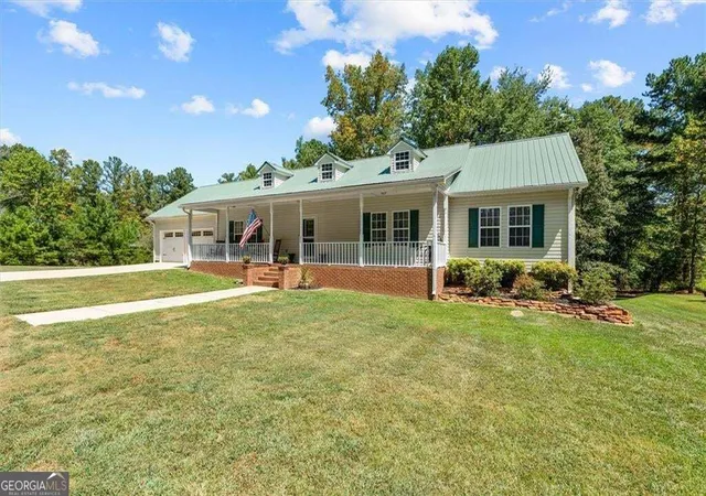 Photo 3 of Single family home for sale at 51 Moon Rd, Waco, GA 30182 | MLS# 10851198 | Listing updated on 2026-10-06