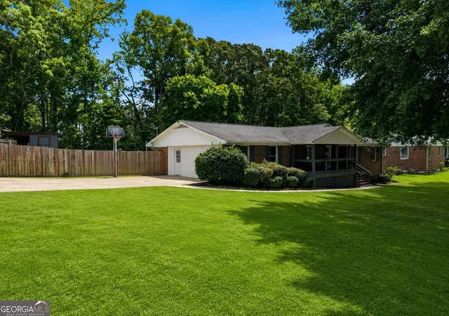 Photo 1 of Single family home for sale at 512 Mason Dr, Canton, GA 30115 | MLS# 10828737 | Listing updated on 2026-09-20