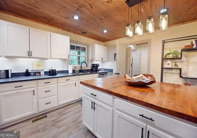 Photo 4 of Single family home for sale at 747 Matrix Ln #842, Ellijay, GA 30540 | MLS# 10842430 | Listing updated on 2026-09-10