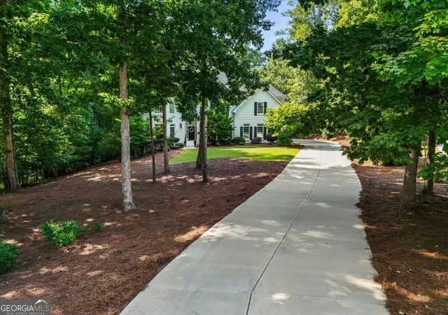 Photo 3 of Mansion for sale at 15420 Little Stone Way, Milton, GA 30004 | MLS# 10841845 | Listing updated on 2026-09-18